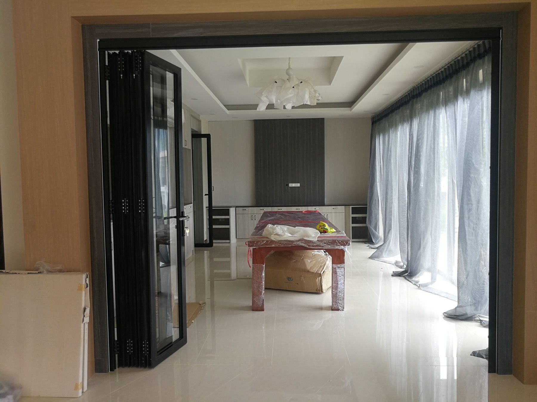 Interior glass and aluminium sliding door system